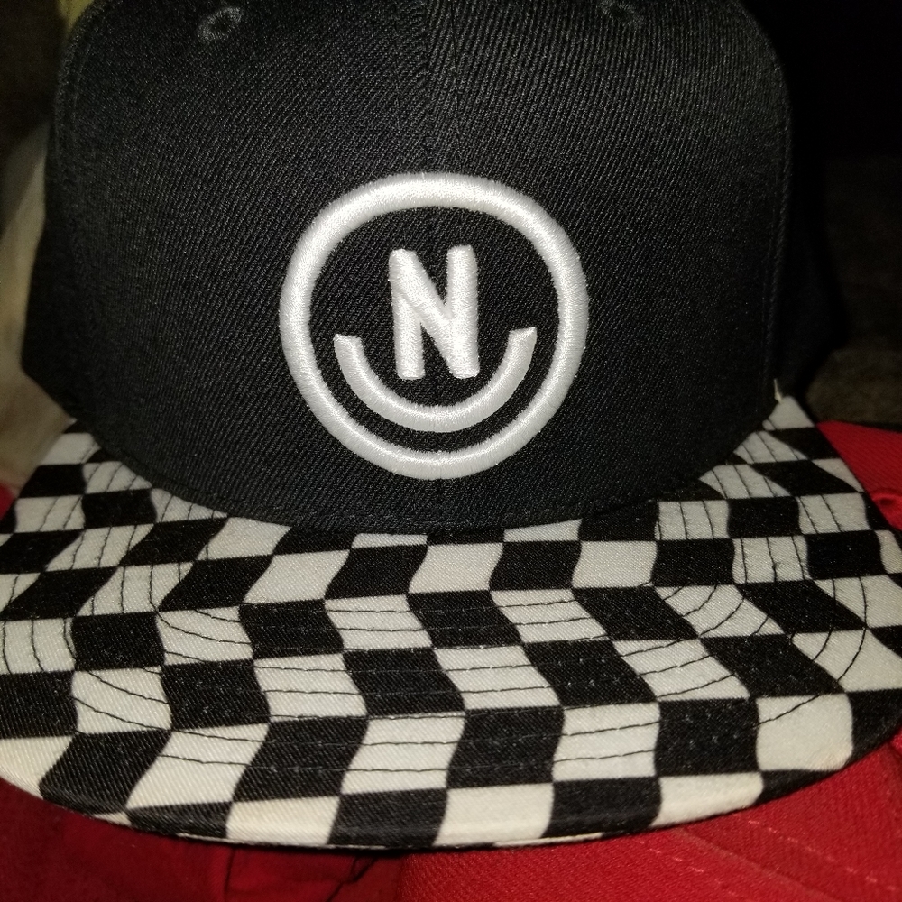 Snap back hat